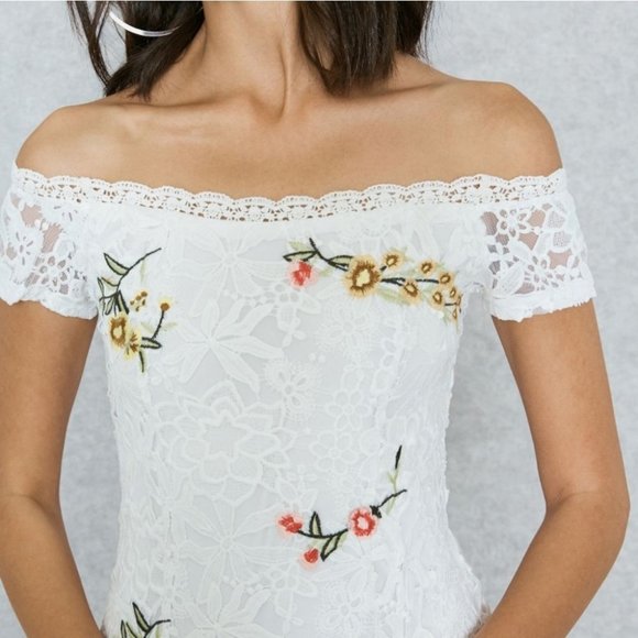 Forever 21 Lace Embroidered Bardot Dress, White, M - Picture 3 of 8